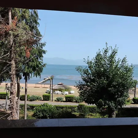 Lakeview And 3* Otesevo